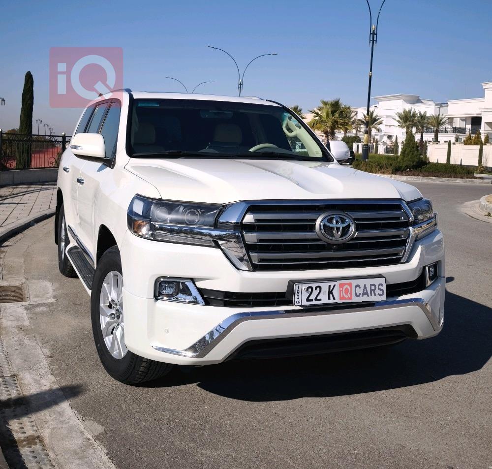 تويوتا لاندكروزر